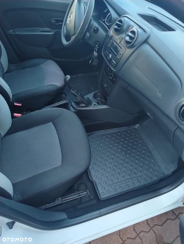 Dacia Logan 1.2 16V Access - 5