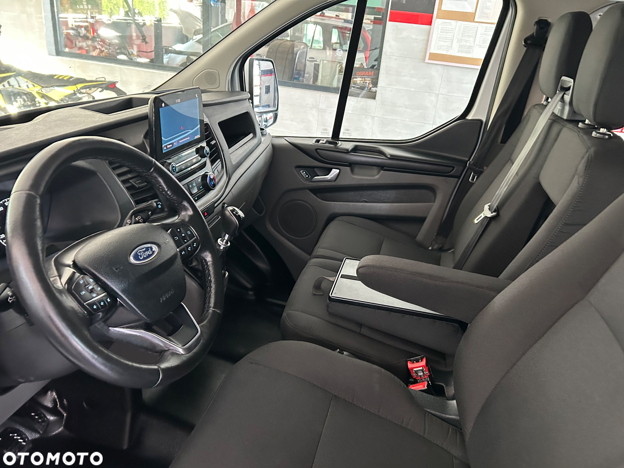 Ford Transit Custom 320 L1H2 VA Trend Nugget - 39