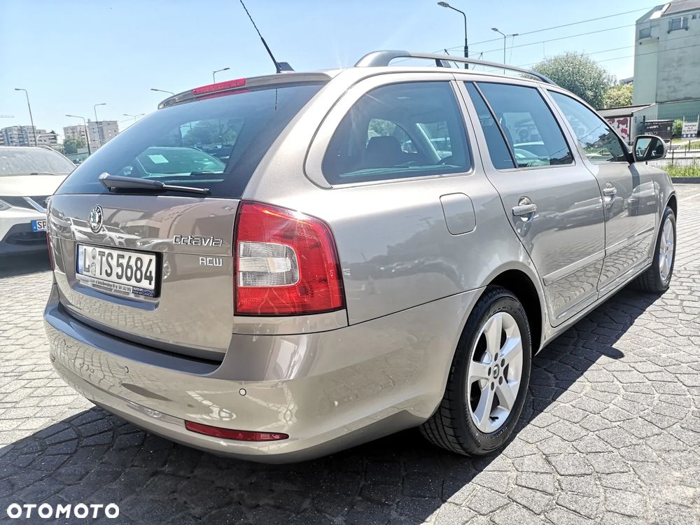 Skoda Octavia 1.2 TSI Ambiente - 2