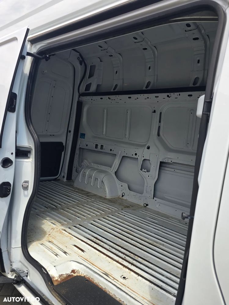 Renault TRAFIC - 18