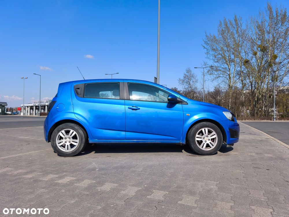 Chevrolet Aveo 1.2 LT - 4