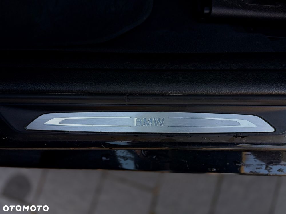 BMW Seria 3 320d Sport Line - 19