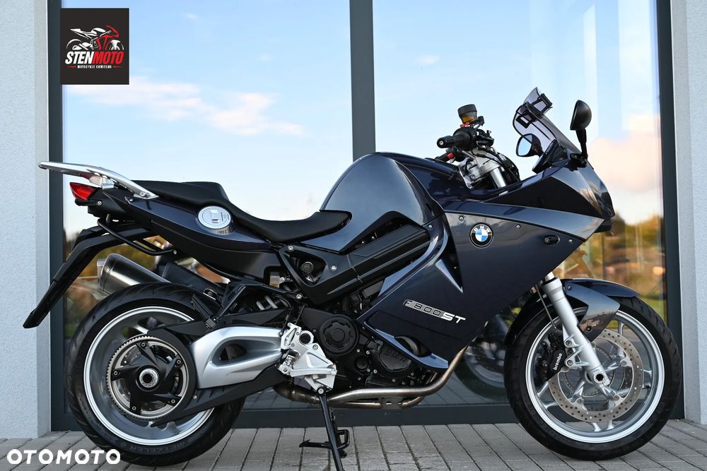 BMW F