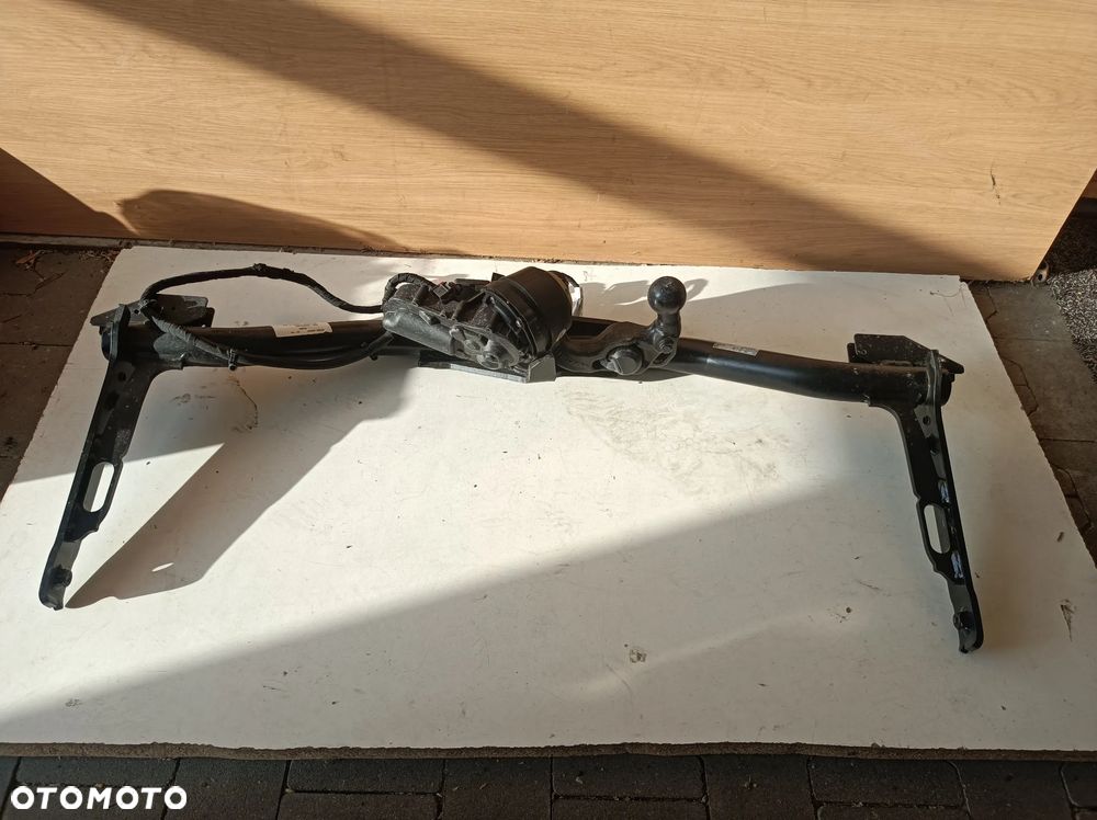 Seat Leon IV 20- Belka elektryczny hak holowniczy  5FA803880H