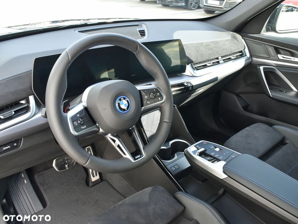 BMW iX1 xDrive30 - 26