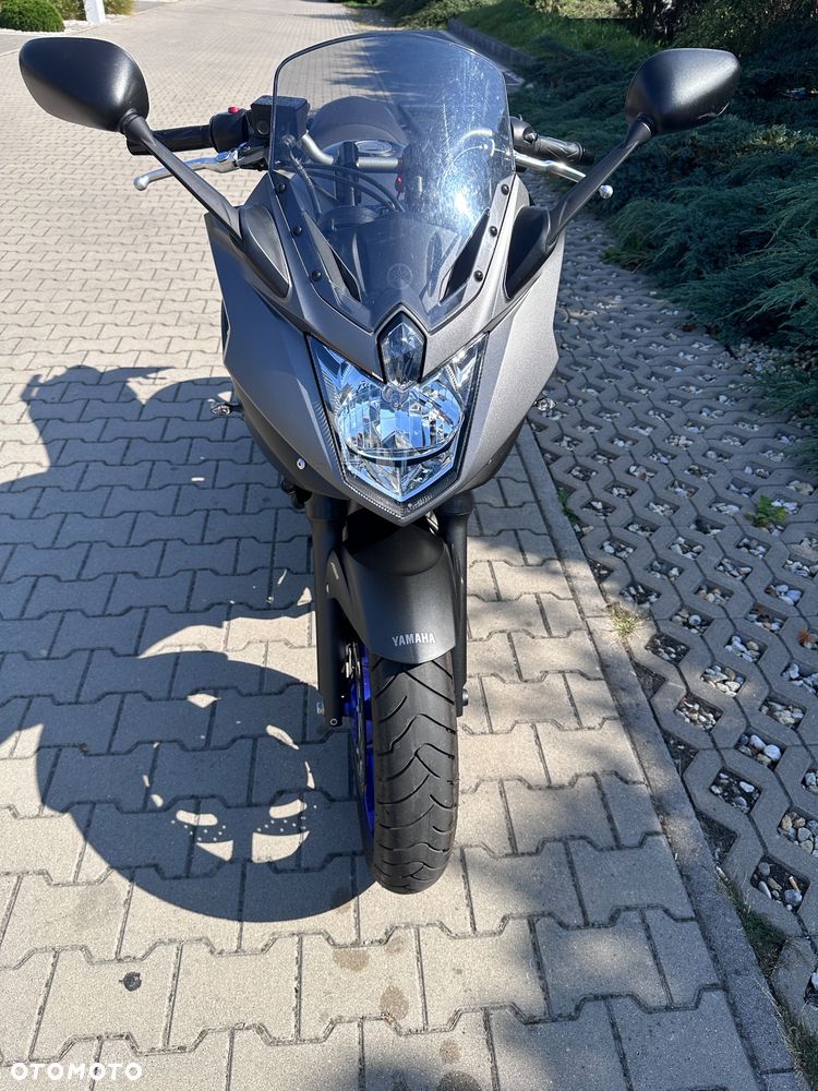 Yamaha XJ - 9