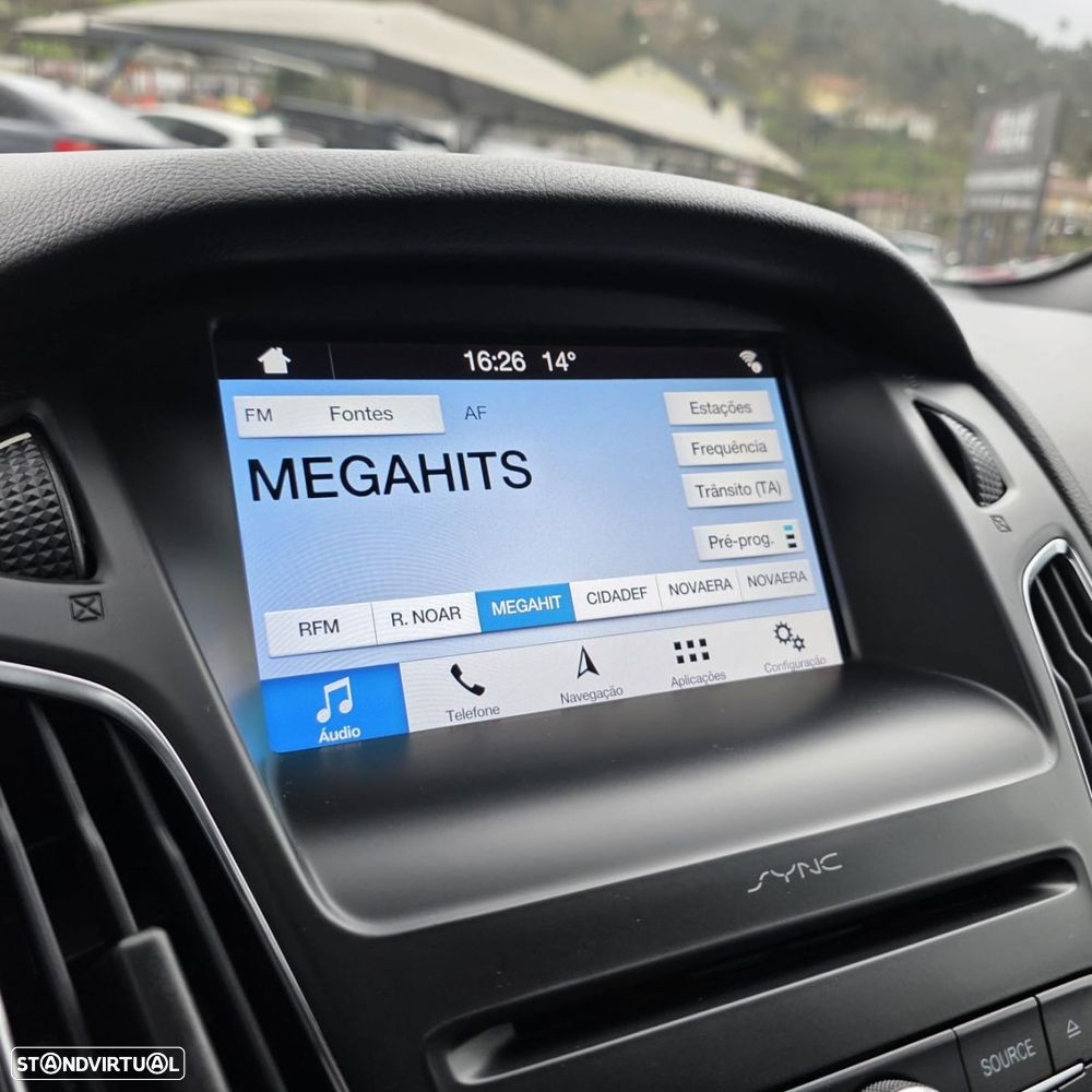 Ford Focus 1.0 EcoBoost ST-Line - 27