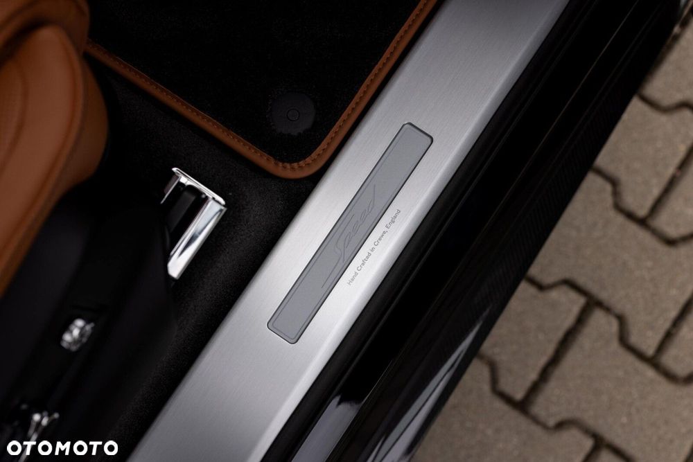 Bentley Bentayga - 11
