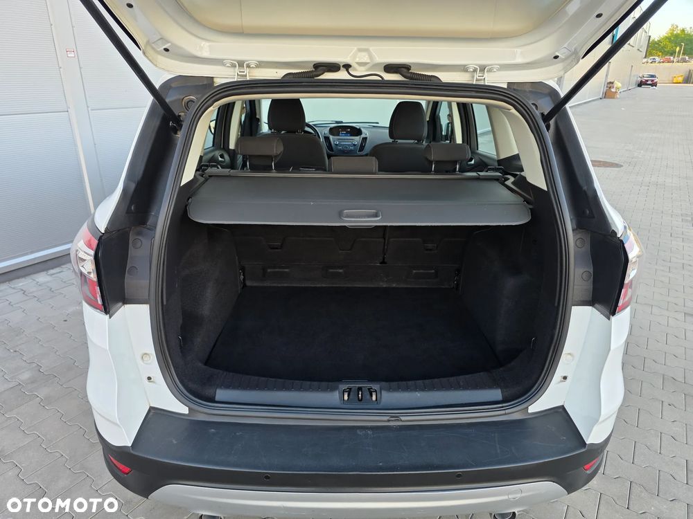 Ford Kuga 1.5 TDCi FWD Trend - 32