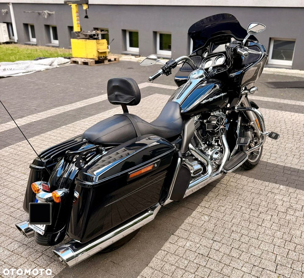 Harley-Davidson Touring Road Glide - 3