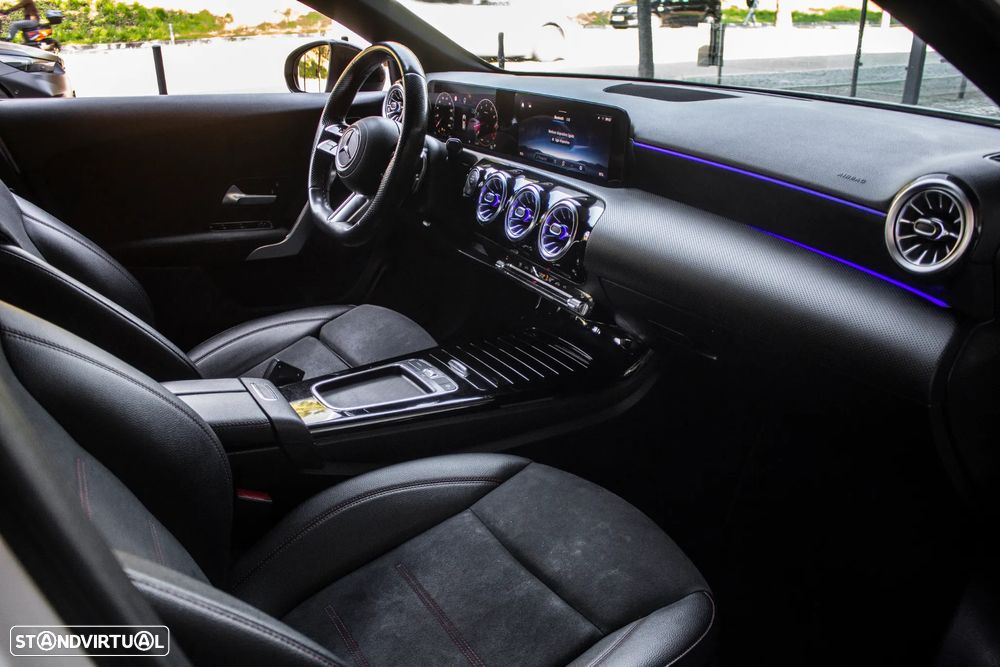 Mercedes-Benz A 200 AMG Line Aut. - 23