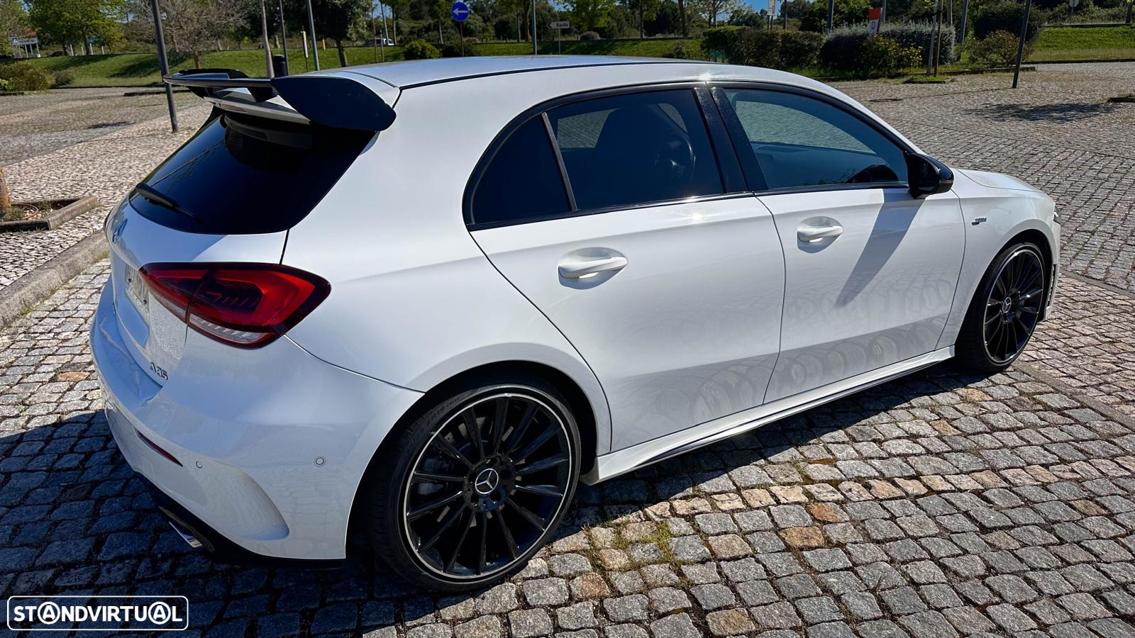 Mercedes-Benz A 35 AMG 4Matic Speedshift DCT 8G Line Advanced Plus - 14