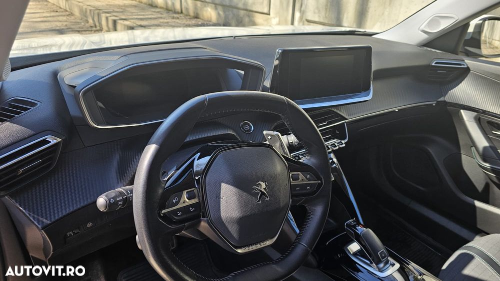 Peugeot 2008 1.2 PureTech EAT8 STT Allure Pack - 6