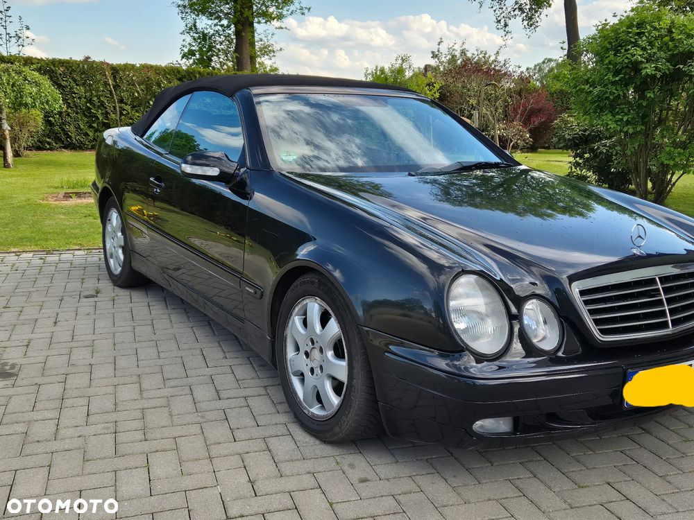 Mercedes-Benz CLK - 2