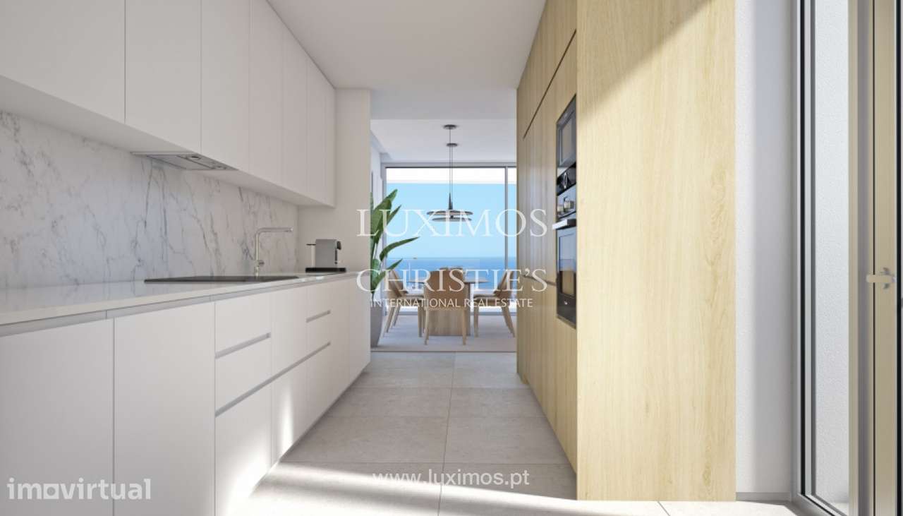 Contemporânea Moradia V3, em construção, com piscina, em Lagos, Alg - Grande imagem: 3/18