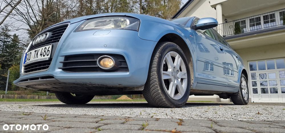 Audi A3 Sportback 2.0 TDI Ambiente - 24