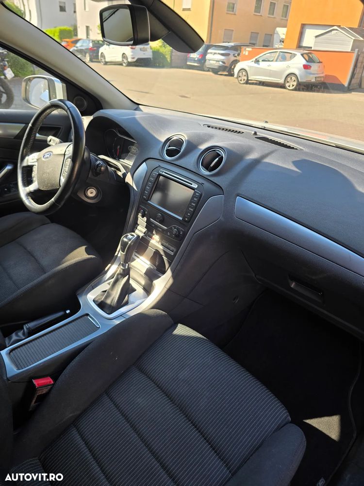 FORD Mondeo 2013 — imagine 12