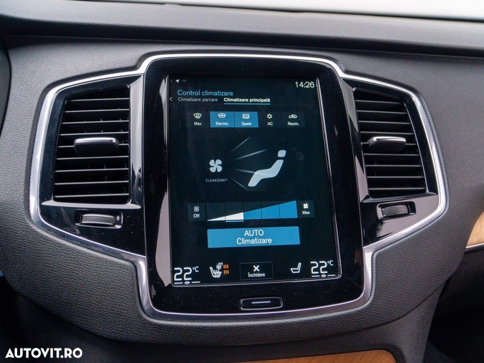 Volvo XC 90 - 17