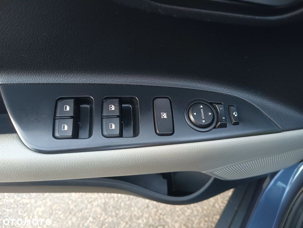 Kia Stonic 1.0 T-GDI DCT OPF Platinum Edition - 17