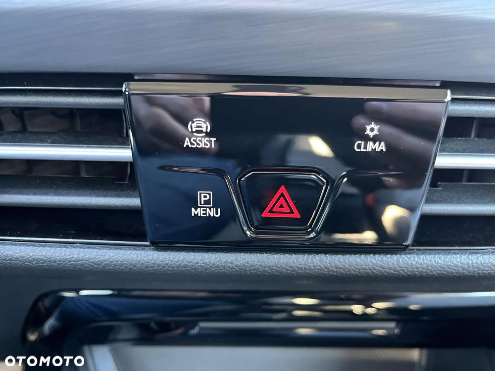 Volkswagen Golf Variant 1.5 eTSI mHEV Style DSG - 31