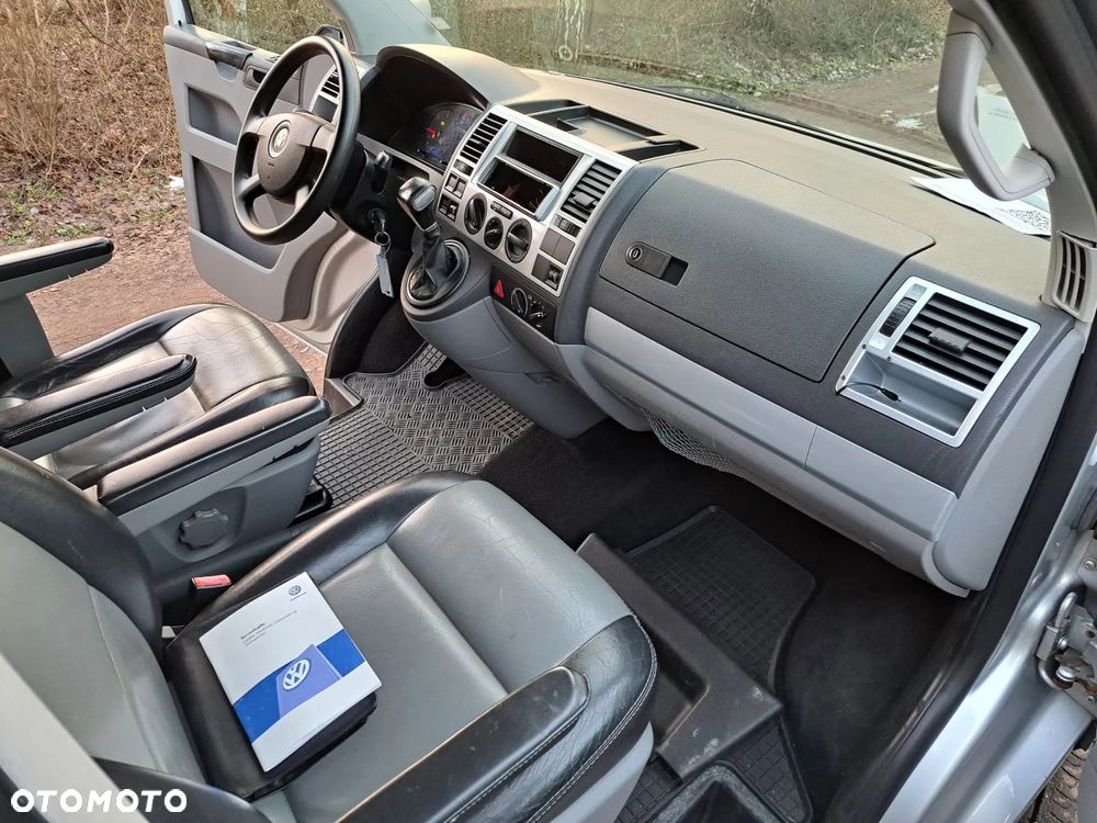 Volkswagen Transporter - 8