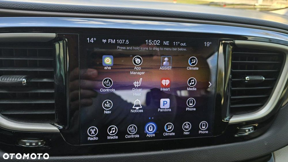 Chrysler Pacifica - 23