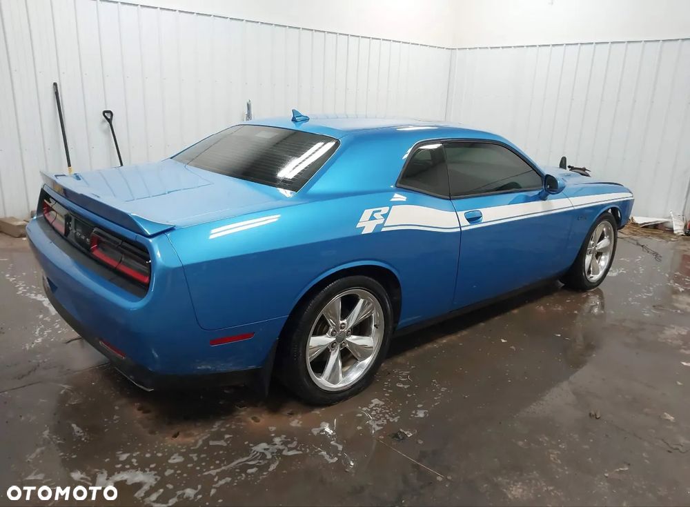 Dodge Challenger 5.7 R/T - 5