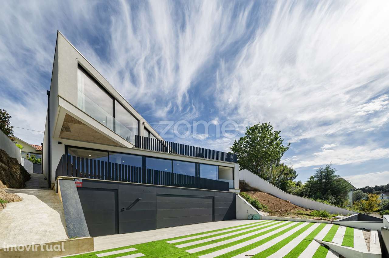 Moradia T3 com 350m2 em Ribeira, Ponte de Lima - Grande imagem: 3/53