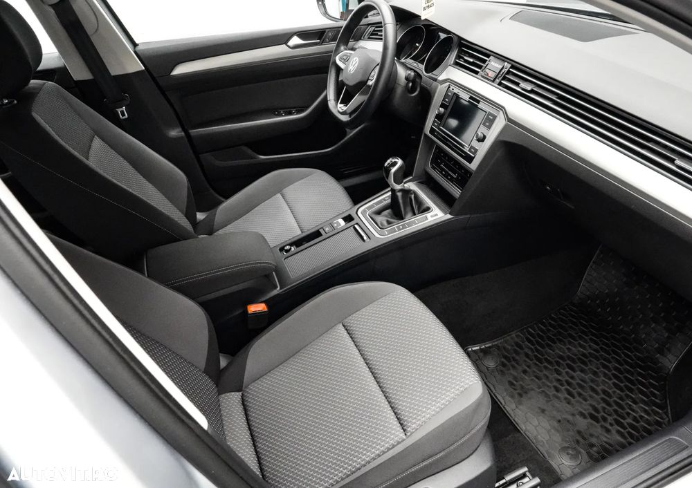 Volkswagen Passat 1.5 TSI OPF Comfortline - 13