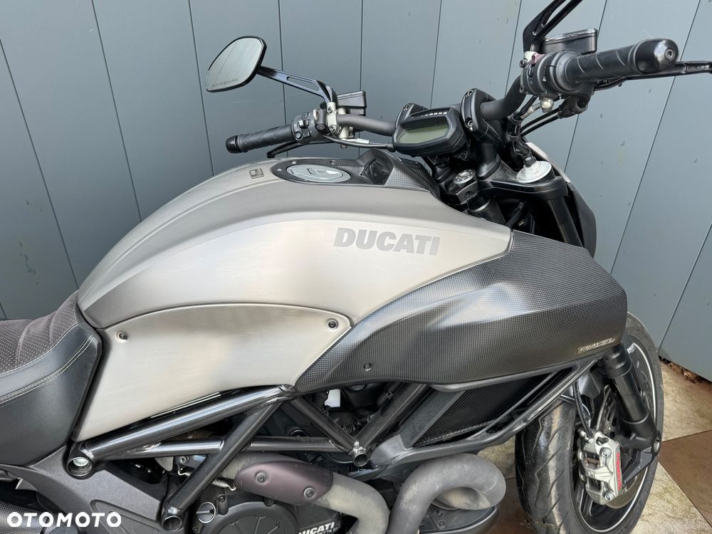 Ducati Diavel - 11