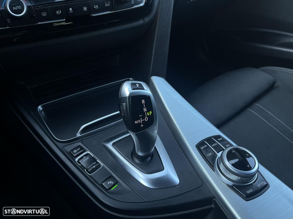 BMW 318 d Line Sport Auto - 18