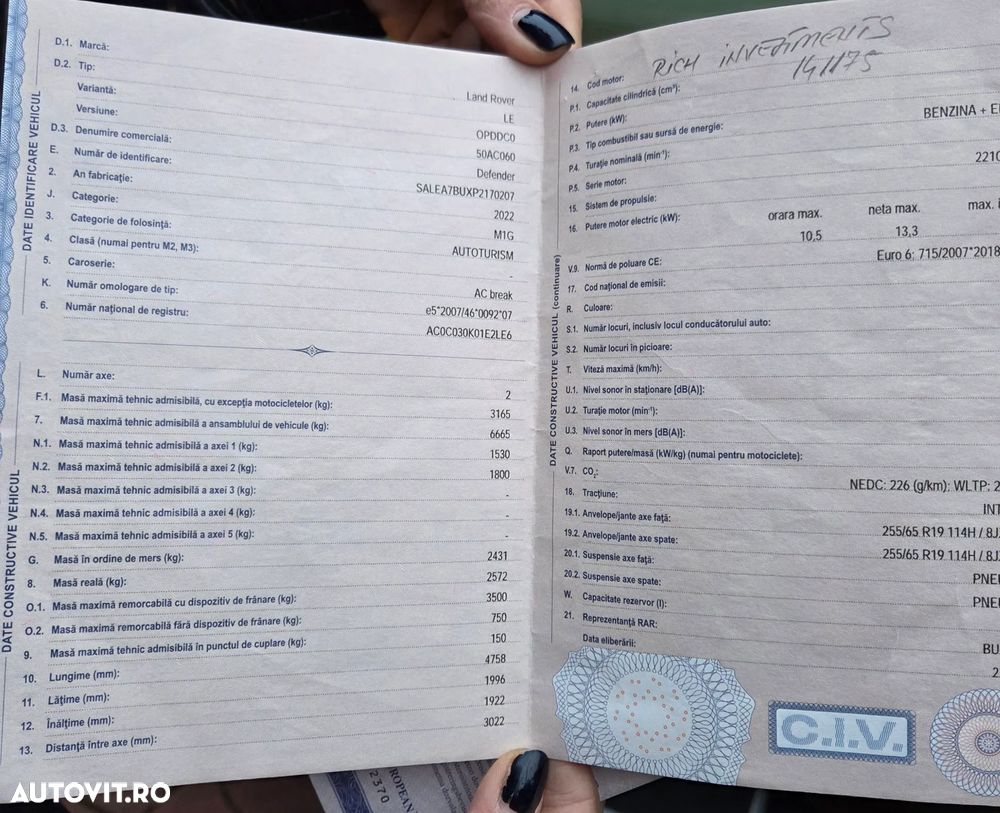 Land Rover Defender - 10