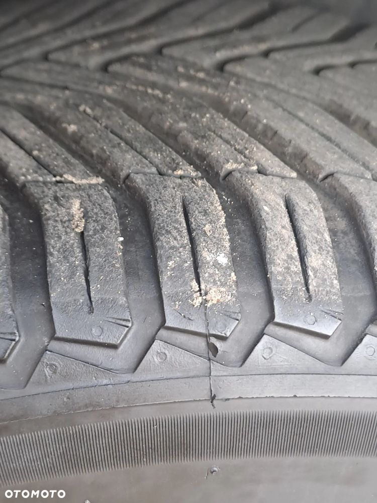 Peugeot 308 1.6 BlueHDi Allure S&S - 11