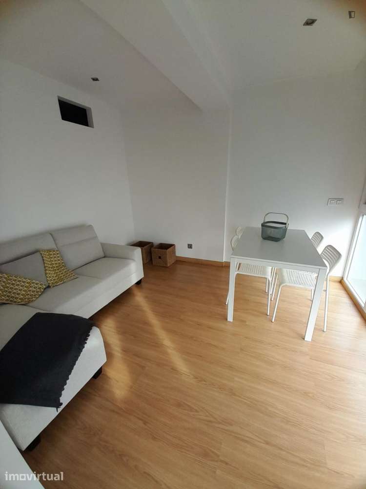 Quarto - localizado em Carcavelos Lisbon - Grande imagem: 3/21