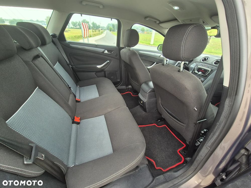 Ford Mondeo 2.0 Viva Titanium - 23