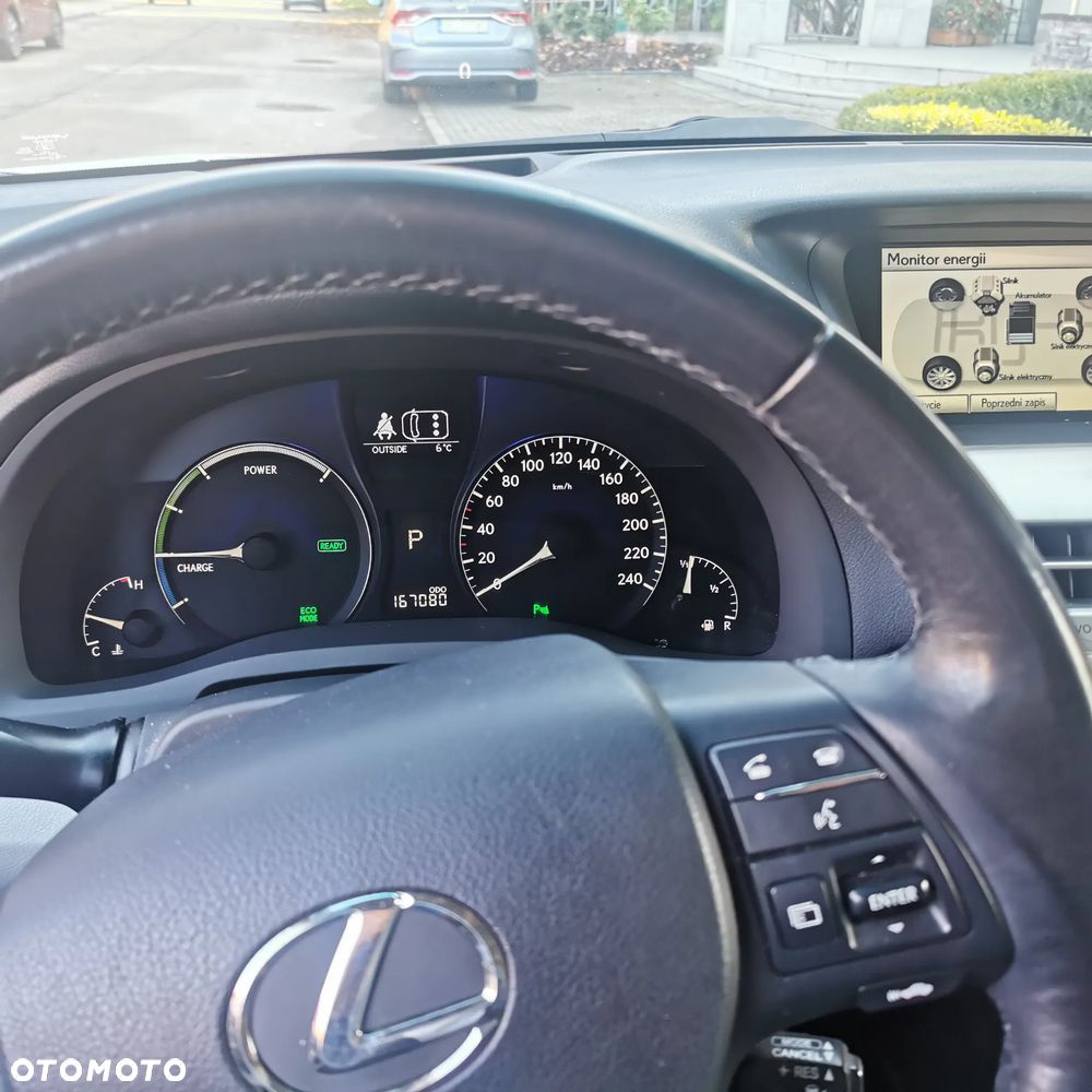 Lexus RX - 8