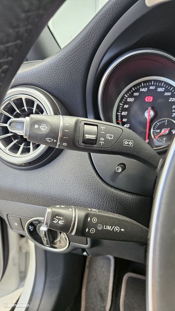 Mercedes-Benz GLA 250 AMG Line 4-Matic - 20