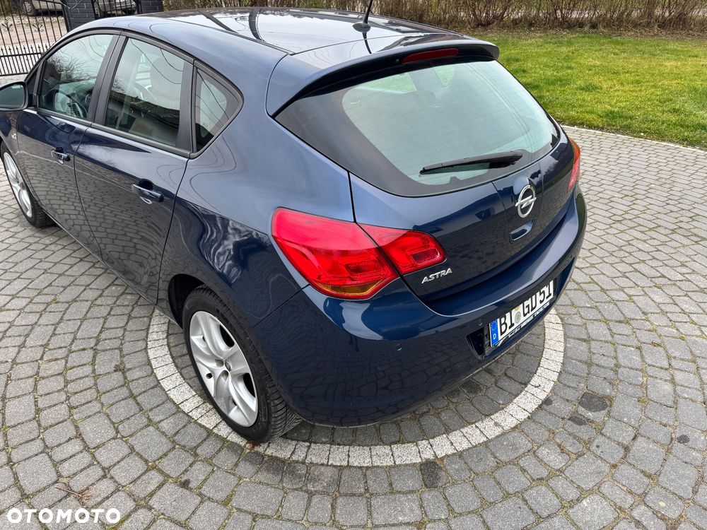 Opel Astra - 7