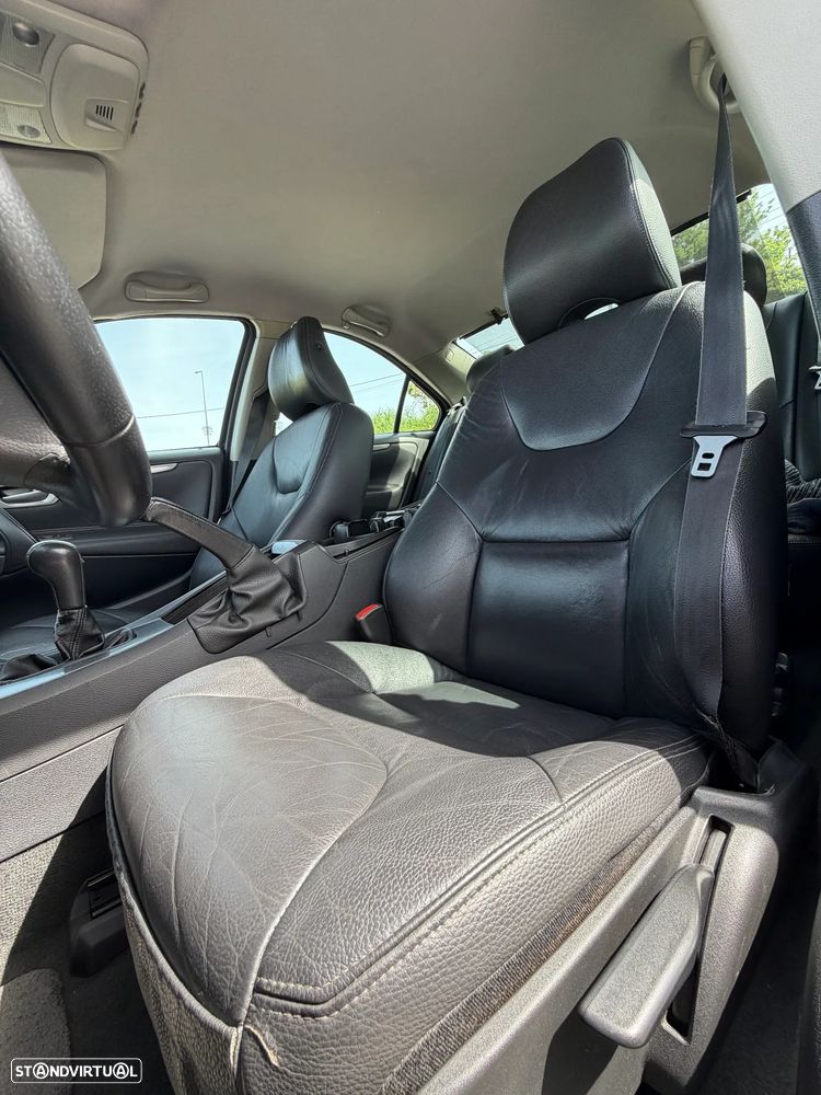 Volvo S60 2.4 D5 Nivel 2 - 9