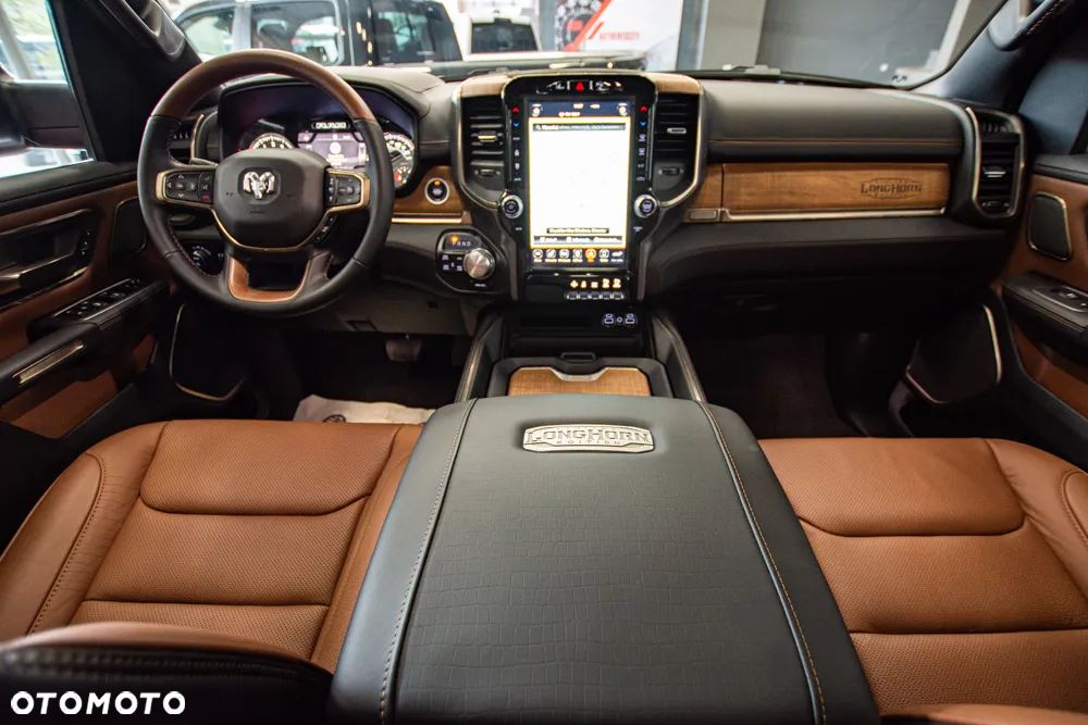 RAM 1500 5.7 Crew Cab Limited - 20