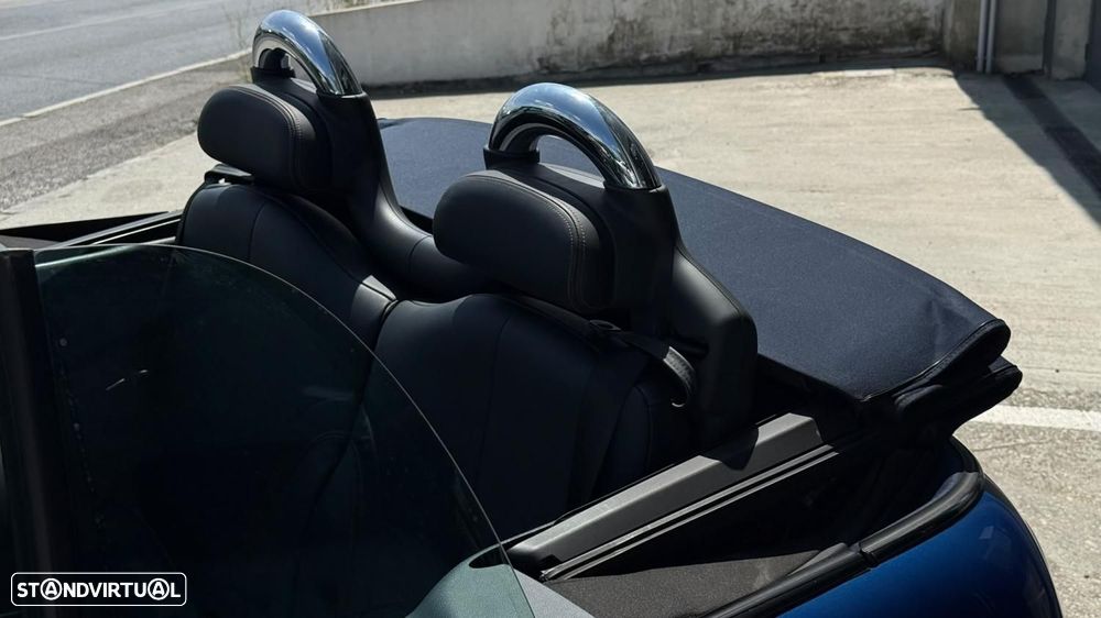MINI Cabrio Cooper S JCW - 13