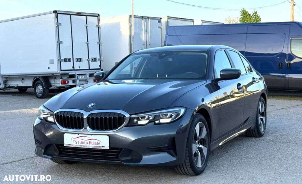 BMW Seria 3 320i AT - 2