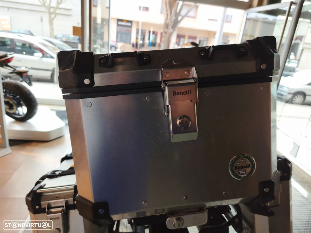 Benelli TRK 702 X - 6