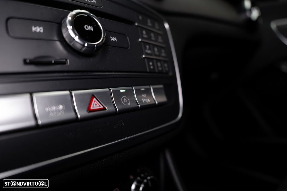 Mercedes-Benz CLA 180 d Urban - 56