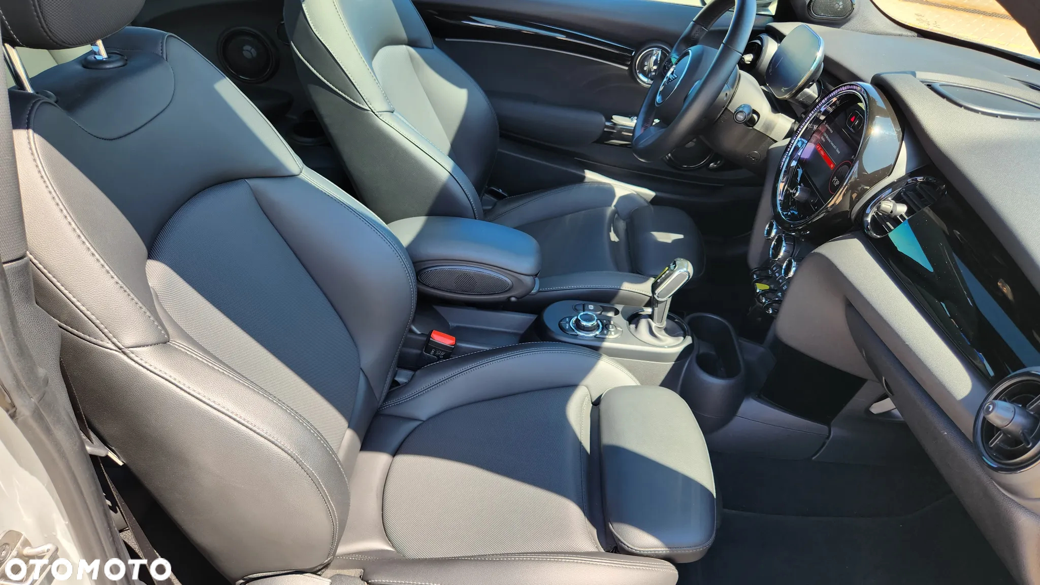 MINI Cooper SE Electric Collection - 18