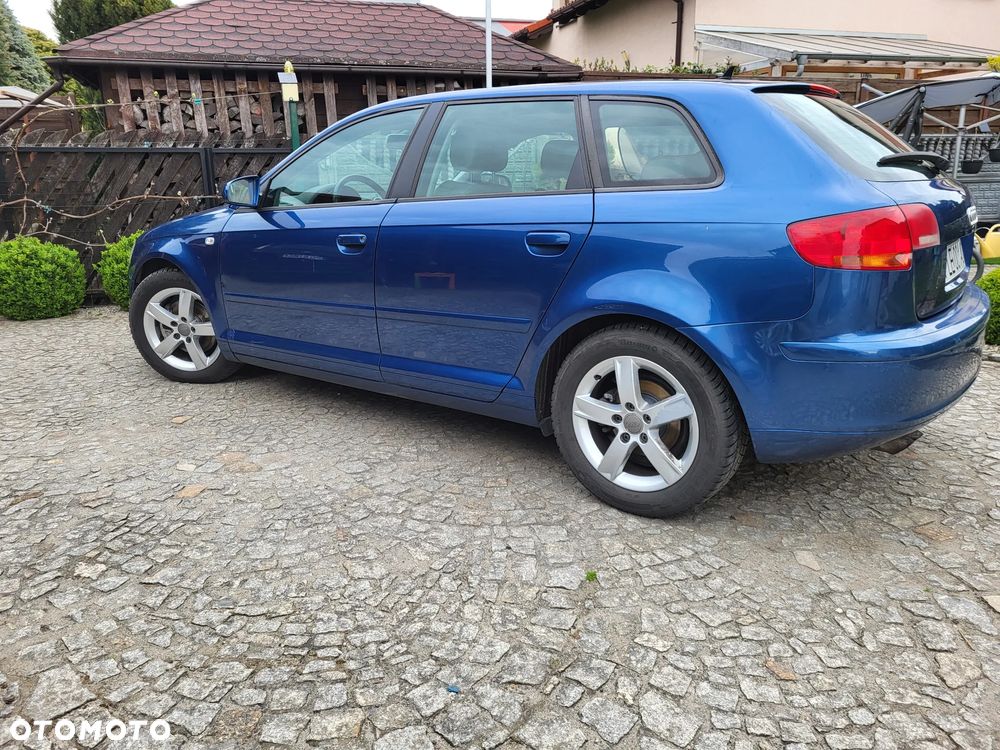 Audi A3 Sportback 2.0 TDI DPF Ambition - 9