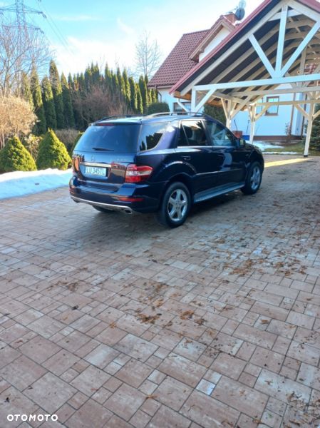 Mercedes-Benz ML - 4