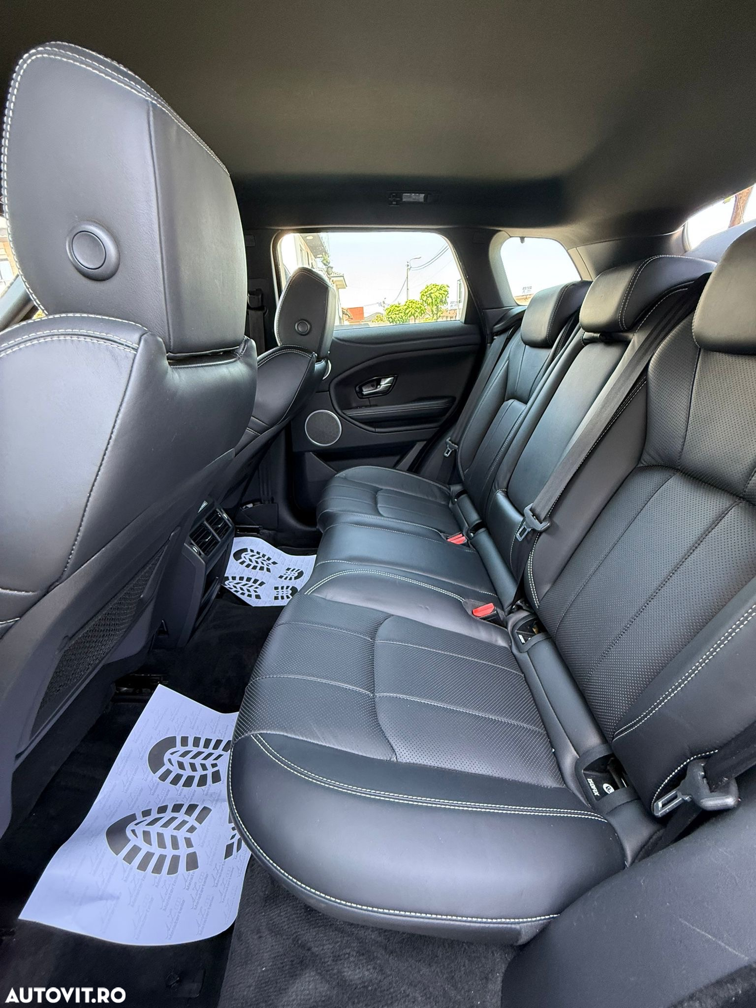 Land Rover Range Rover Evoque - 17