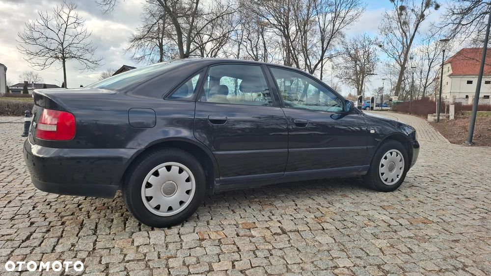 Audi A4 Limousine 1.9 TDI - 5