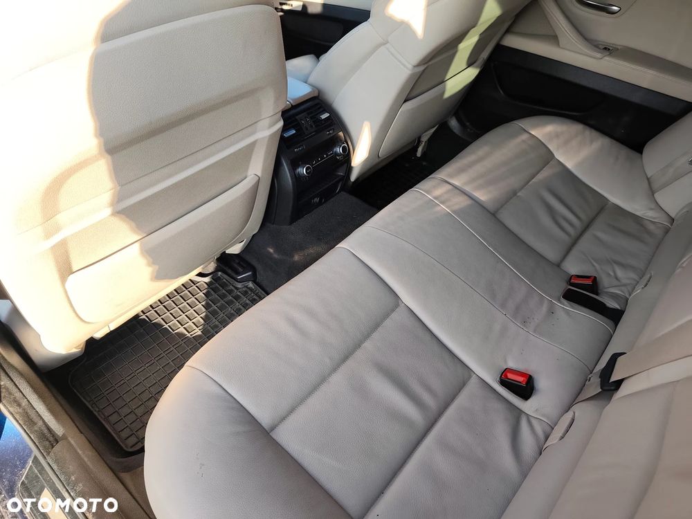 BMW Seria 5 535d - 15